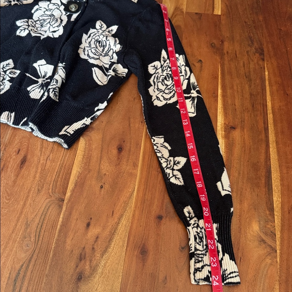 Tracy Reese Black‎ and Cream Floral Sweatshirt - Picture 4 of 6